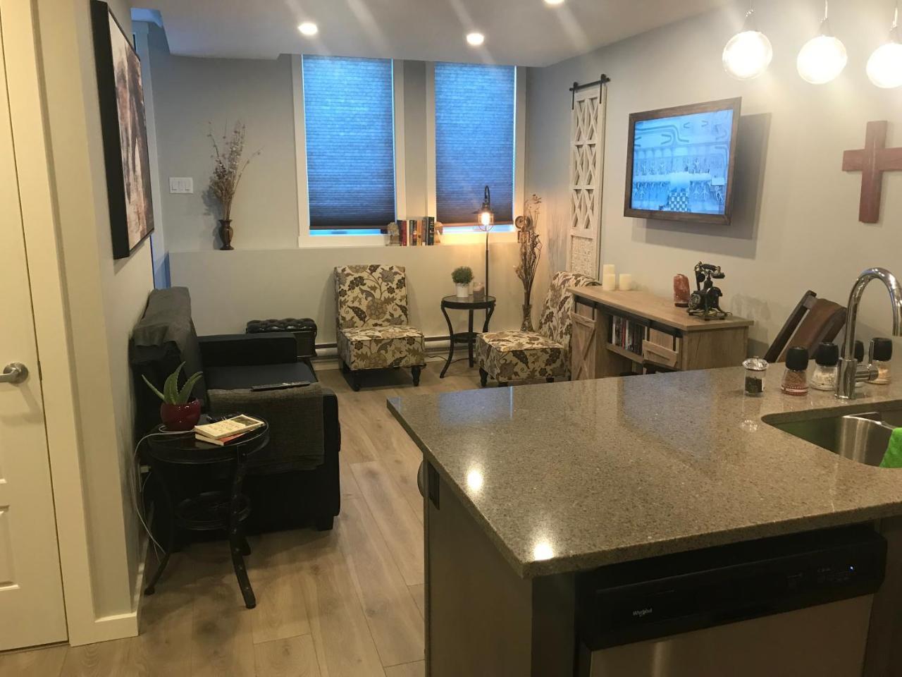 Home Sweet Condo YYC Buitenkant foto